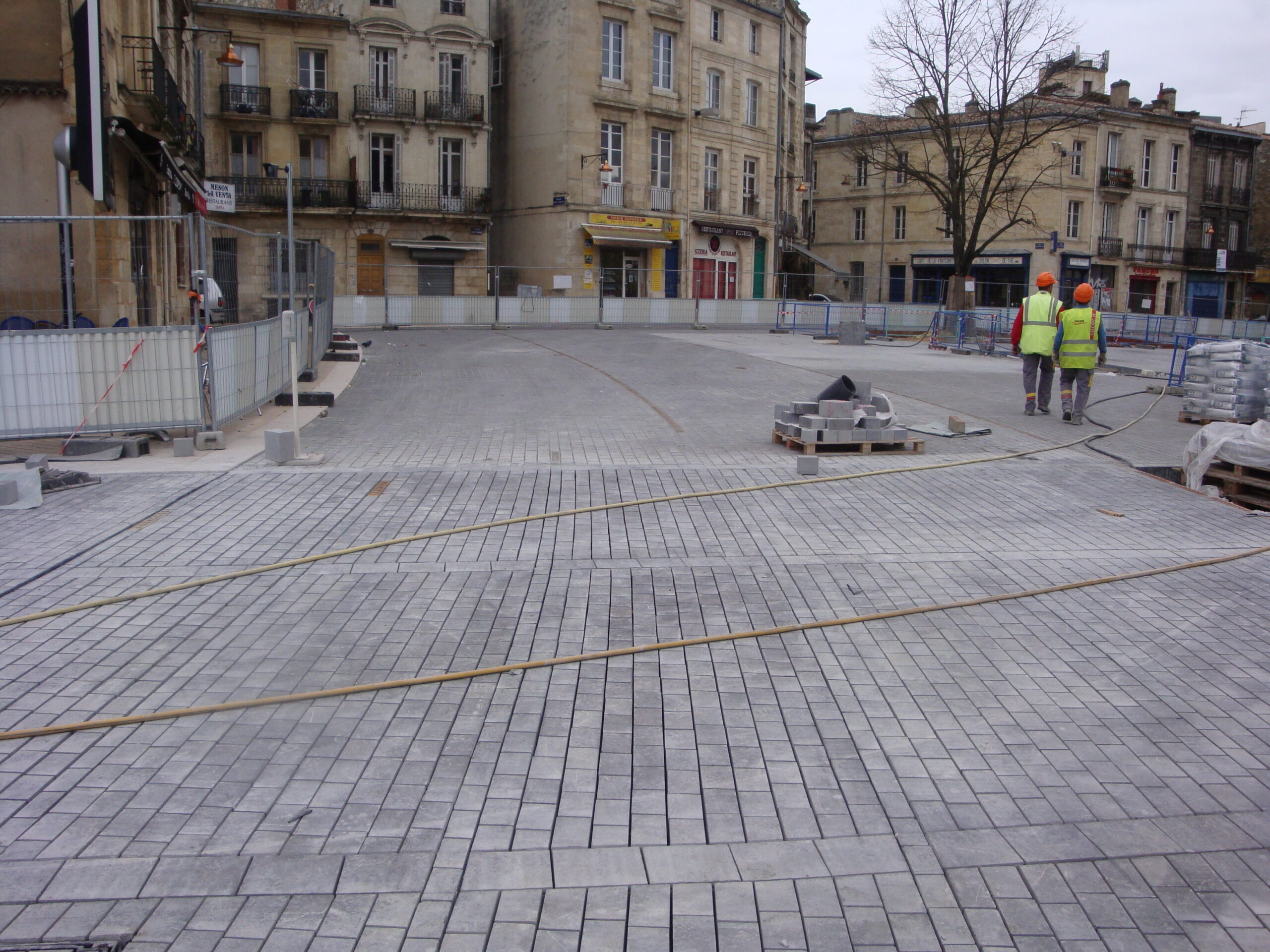 SMI : avancement travaux de la Place Saint-Michel à Bordeaux