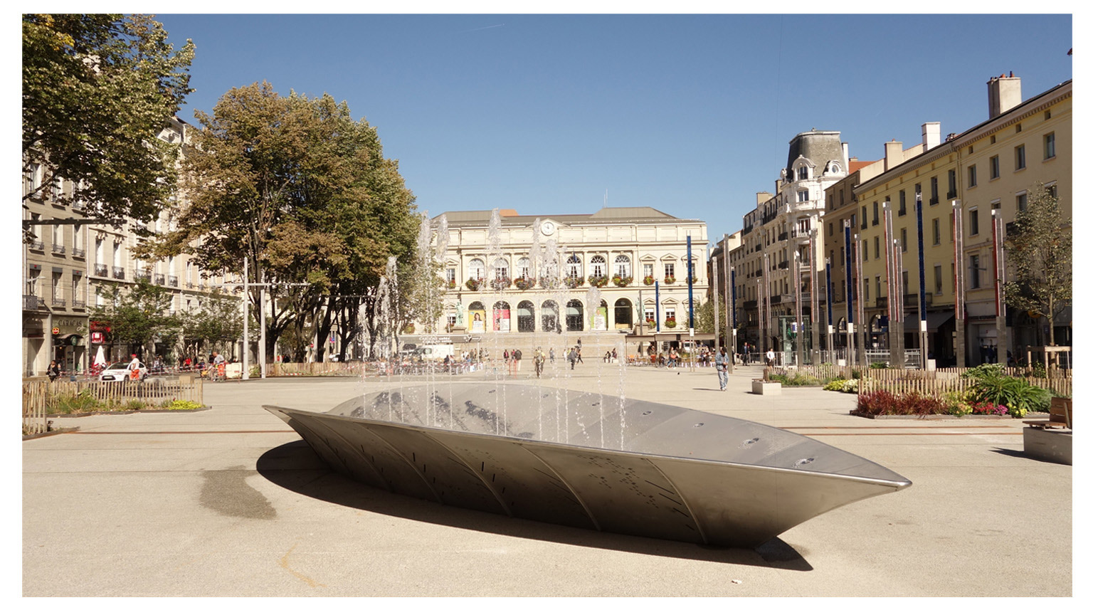 La fontaine de la Place Hôtel de Ville de Saint-Etienne