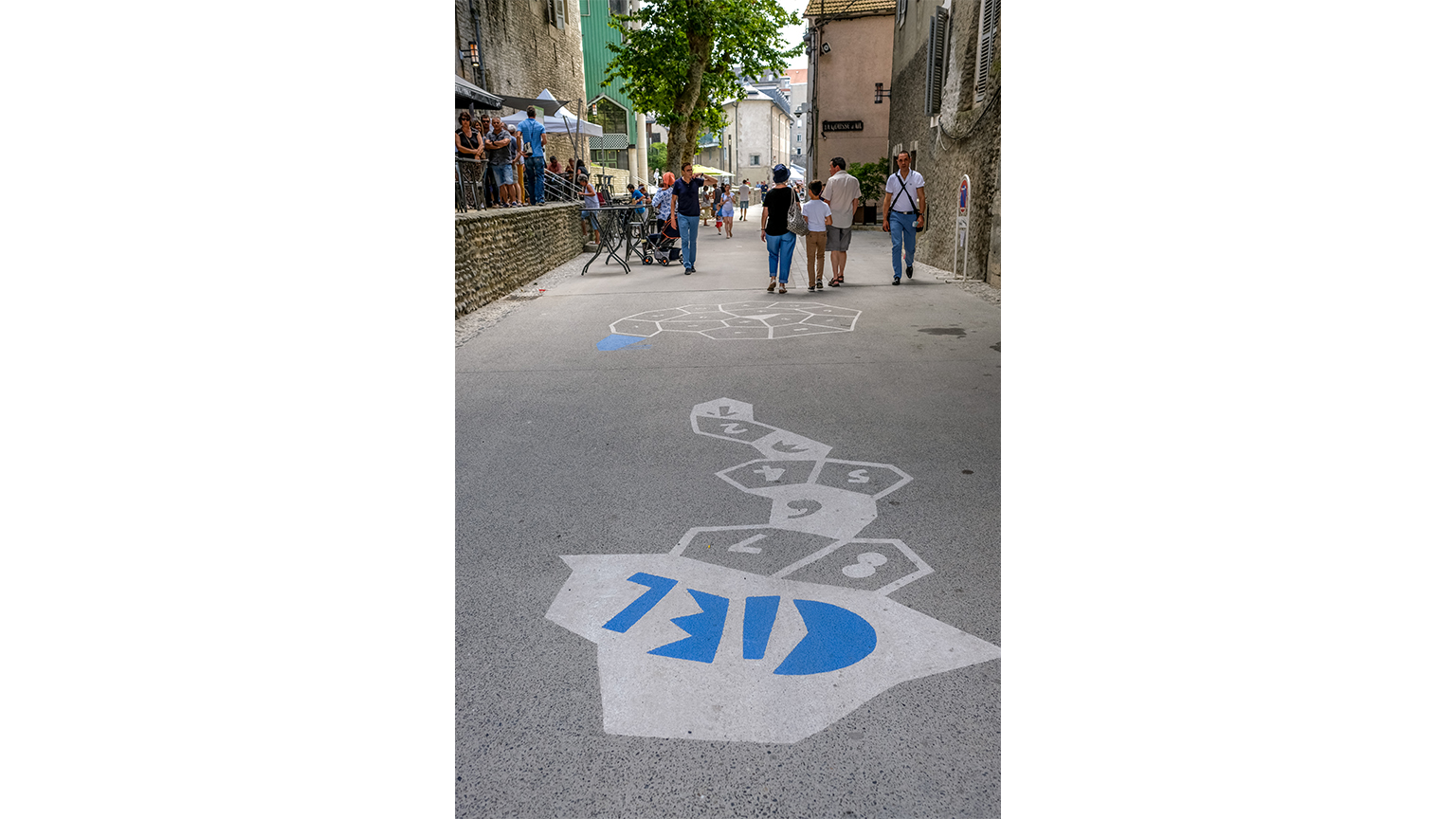 La rue du Hédas, le jardin des senteurs de Pau